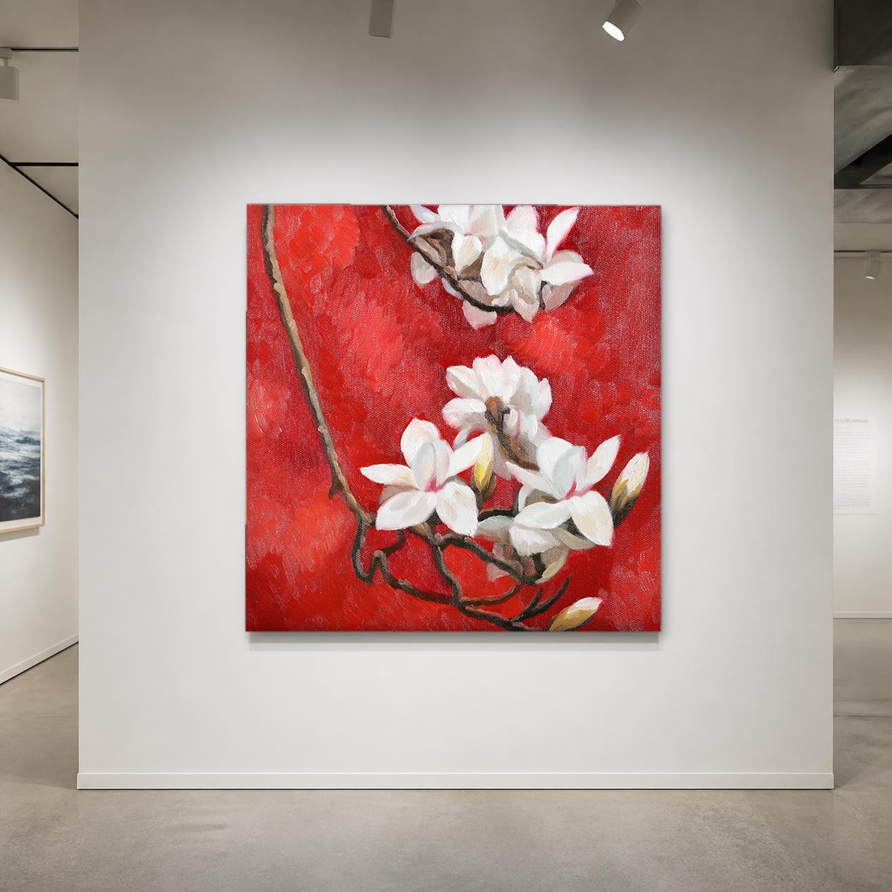 Magnolia op rood, Bloemen & Stilleven schilderij aan de muur in interieur