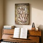 Gebogen Rug in Omhelzing, Mensen & Portretten schilderij aan de muur in interieur