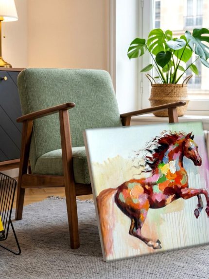 Springend paard in kleurexplosie, Dieren schilderij aan de muur in interieur