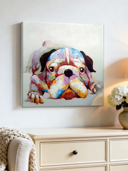 Kleurrijke Buldog, Dieren schilderij aan de muur in interieur